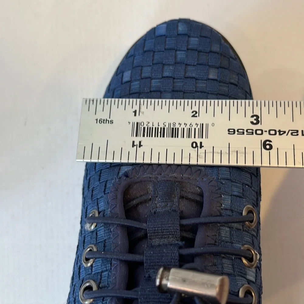 Steve Madden women’s shoes navy blue textured fabric platform wedge size 7.5